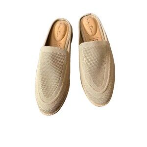 NWOB Me Too Mesh Mules Size.  9